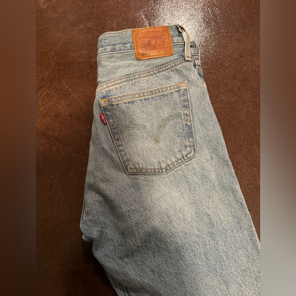 LEVIS 501! - Picture 2 of 5